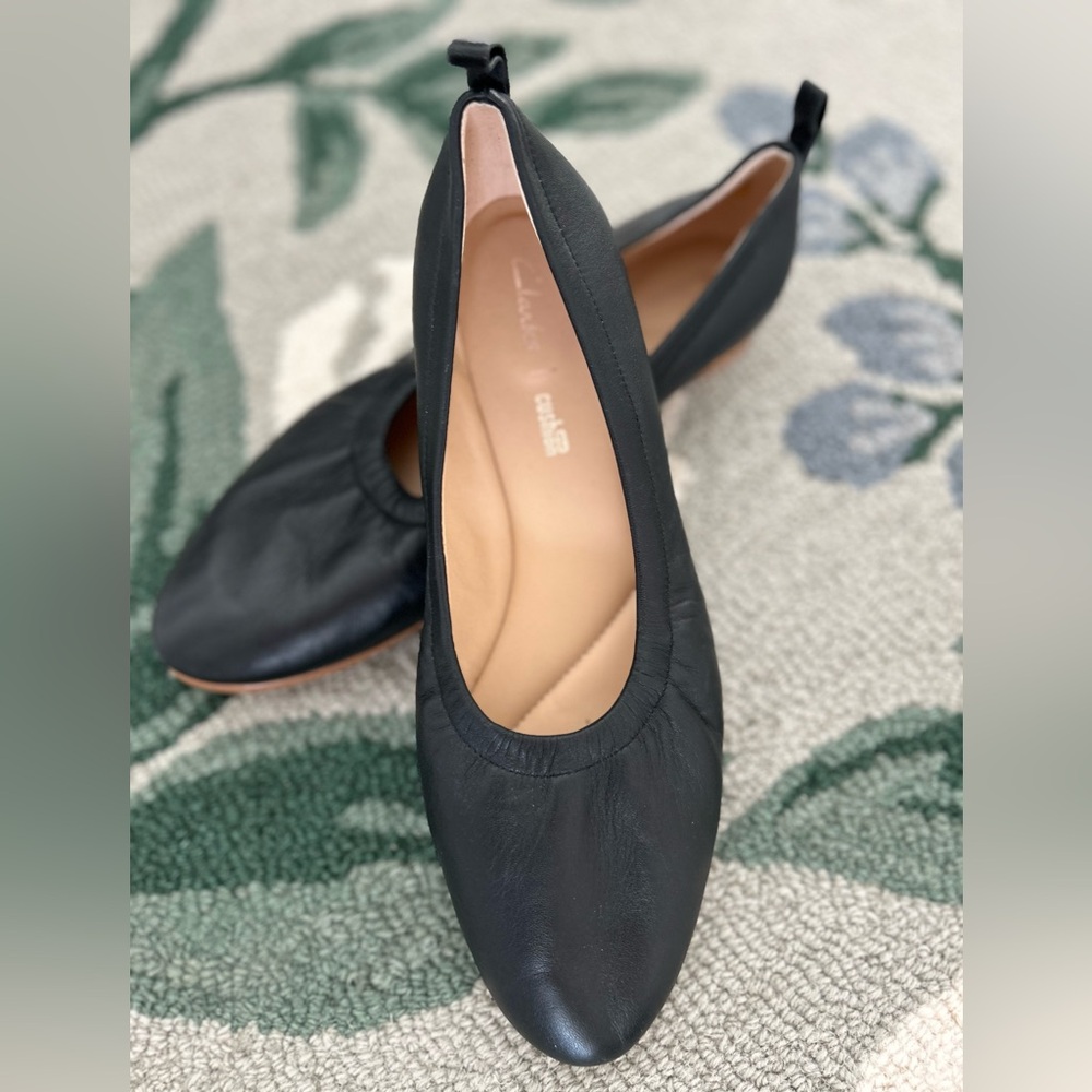 Clarks Black Leather Ballet Flats